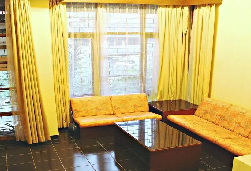 پانسیون De Orange Pasteur Guest House By Houseinbandung