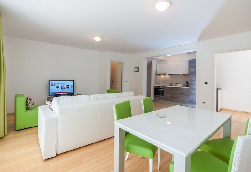 Sunnyside Apartments Petrčane