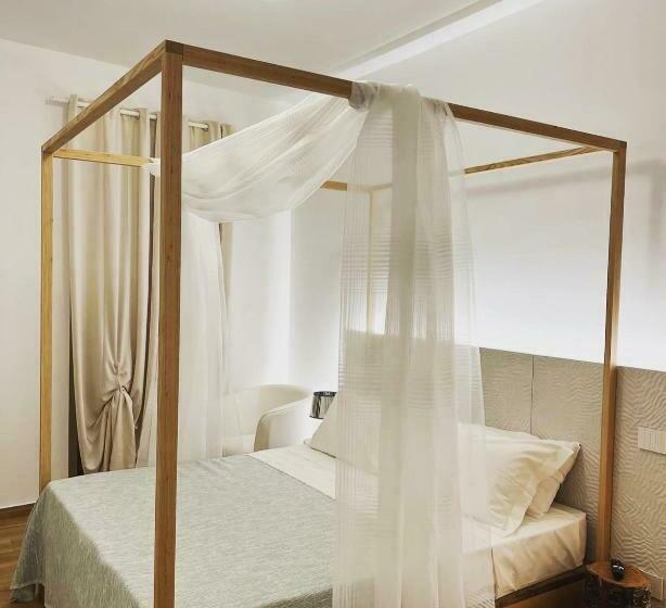 تختخواب و صبحانه Suitesantachiara