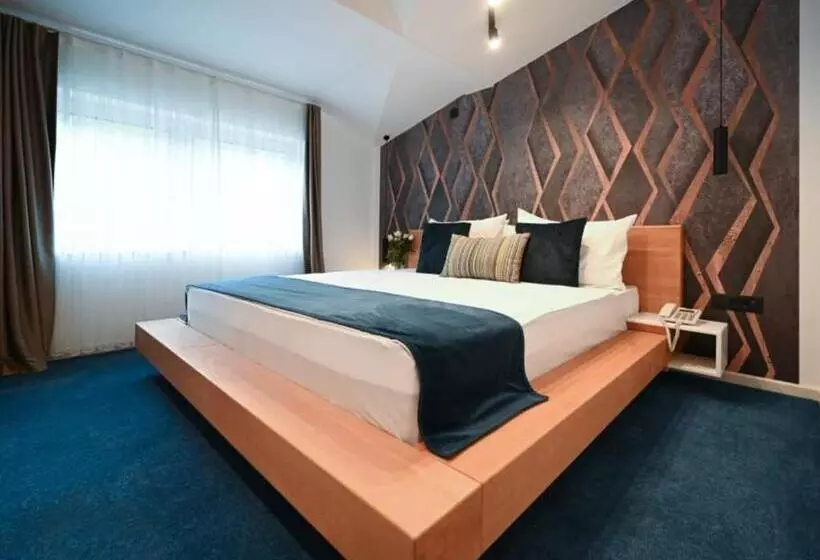 هتل Borovi Forest Resort & Spa