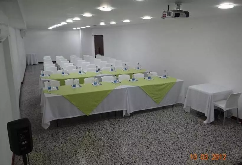 Hotelli Kamani Florencia