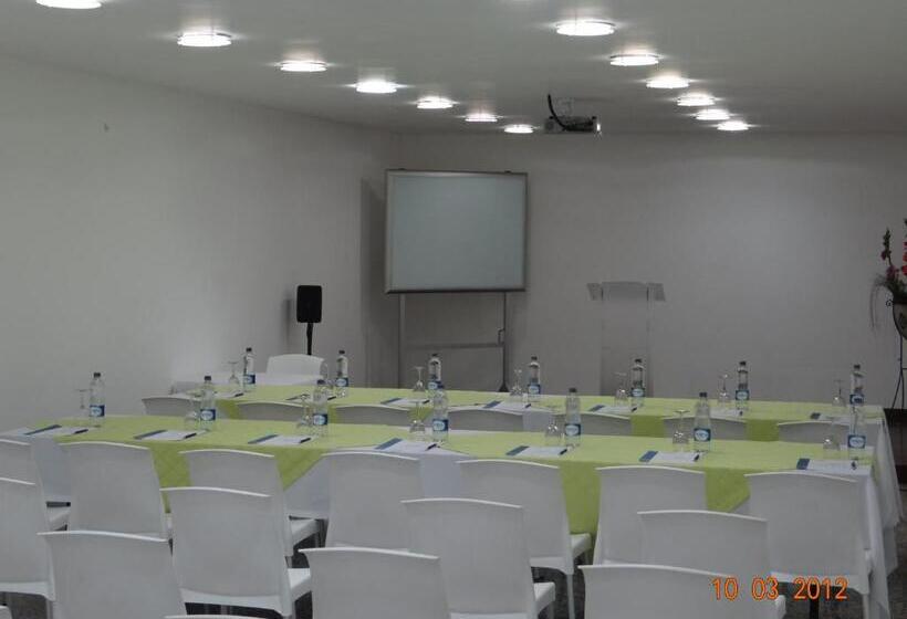 فندق Kamani Florencia