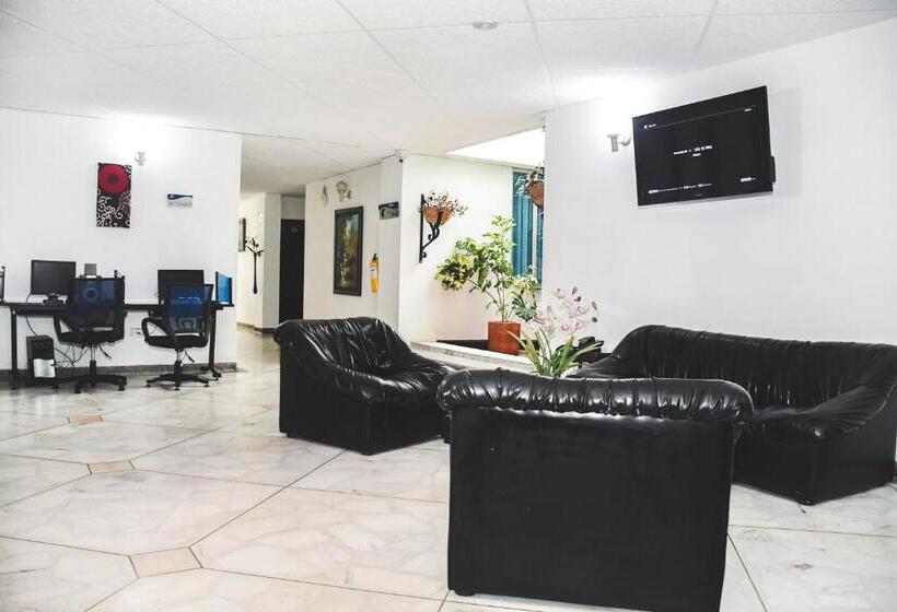 فندق Kamani Florencia