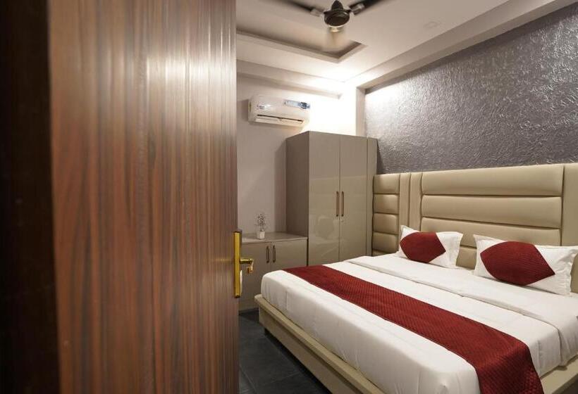 فندق The Connaught House Jaipur