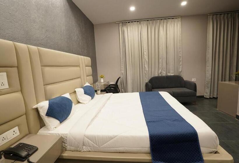 فندق The Connaught House Jaipur