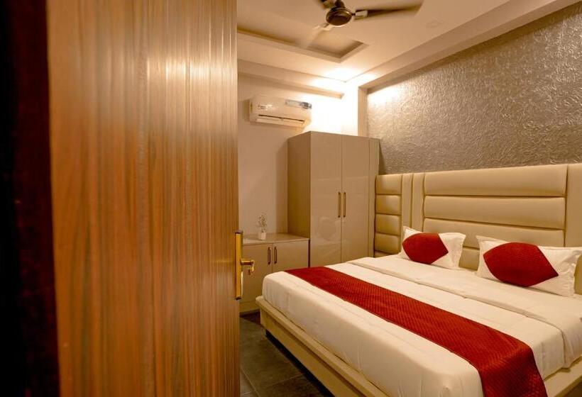 فندق The Connaught House Jaipur