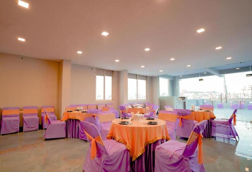 فندق The Connaught House Jaipur