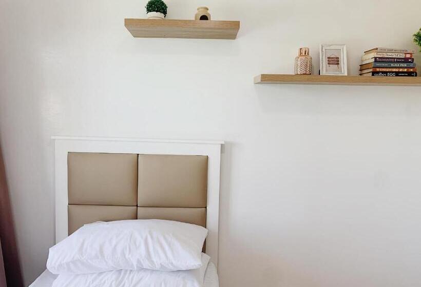 Elle S Condo At One Oasis