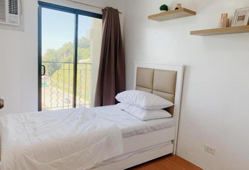 Elle S Condo At One Oasis