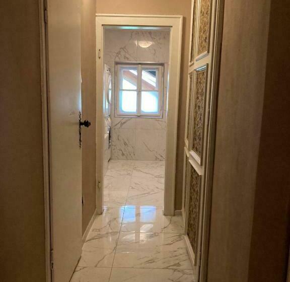 Hotel (c) Zimmer In Einem Bauernhaus