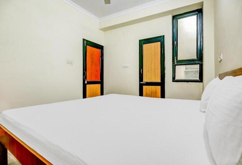 ホテル Spot On 702750 Sunrise