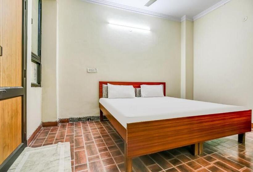 ホテル Spot On 702750 Sunrise