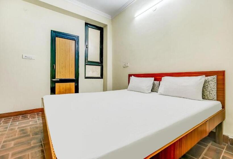 ホテル Spot On 702750 Sunrise