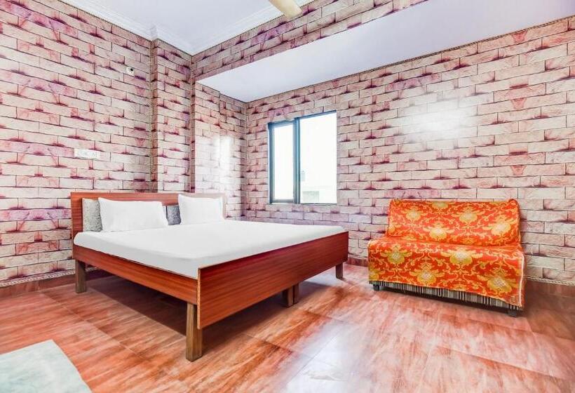 ホテル Spot On 702750 Sunrise