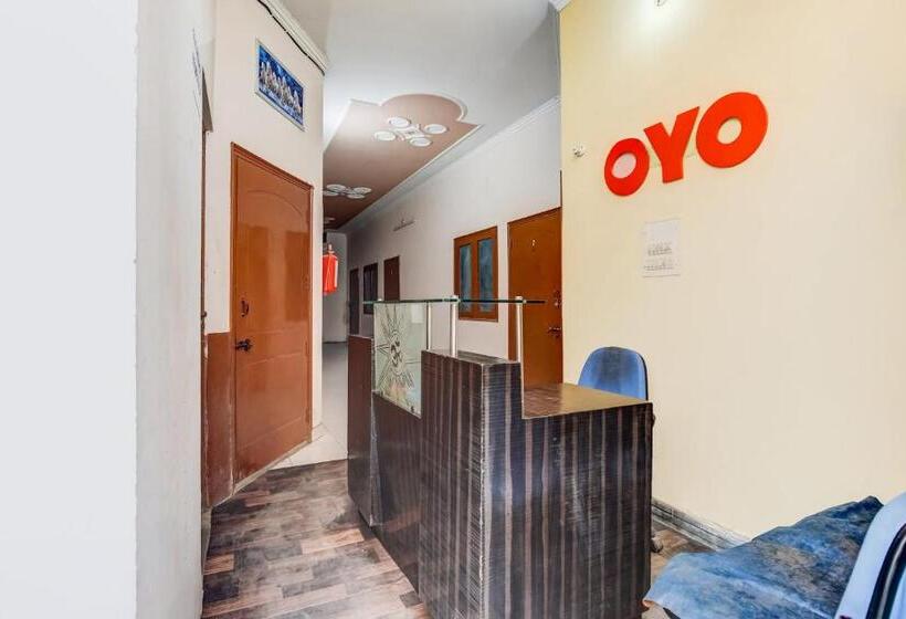 ホテル Spot On 702750 Sunrise