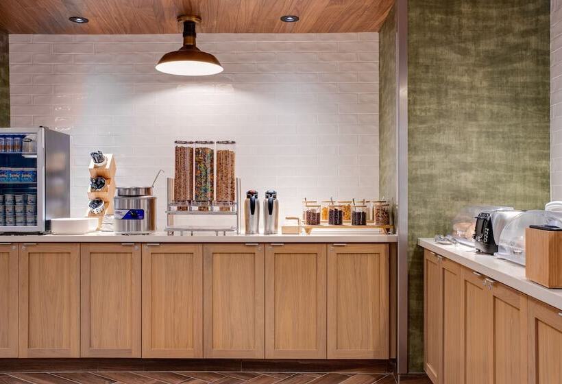 هتل Towneplace Suites By Marriott Norfolk