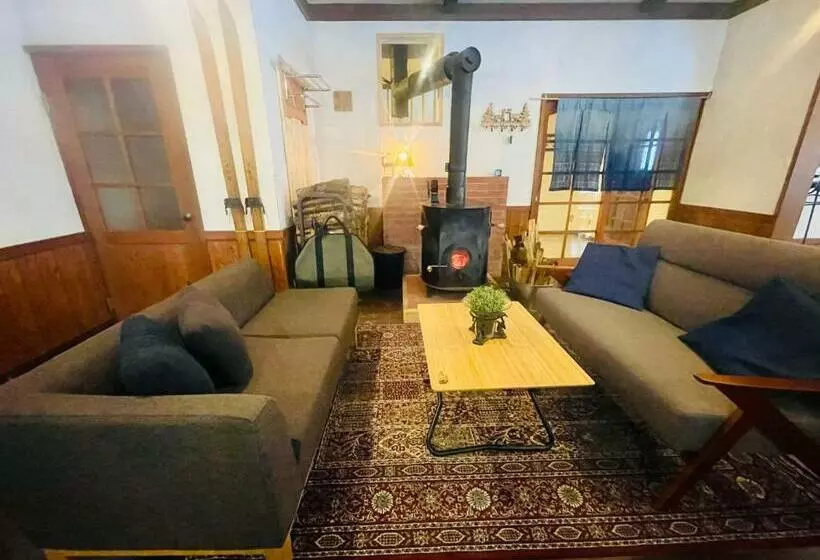 تختخواب و صبحانه Guest House Zu Thones Hakuba