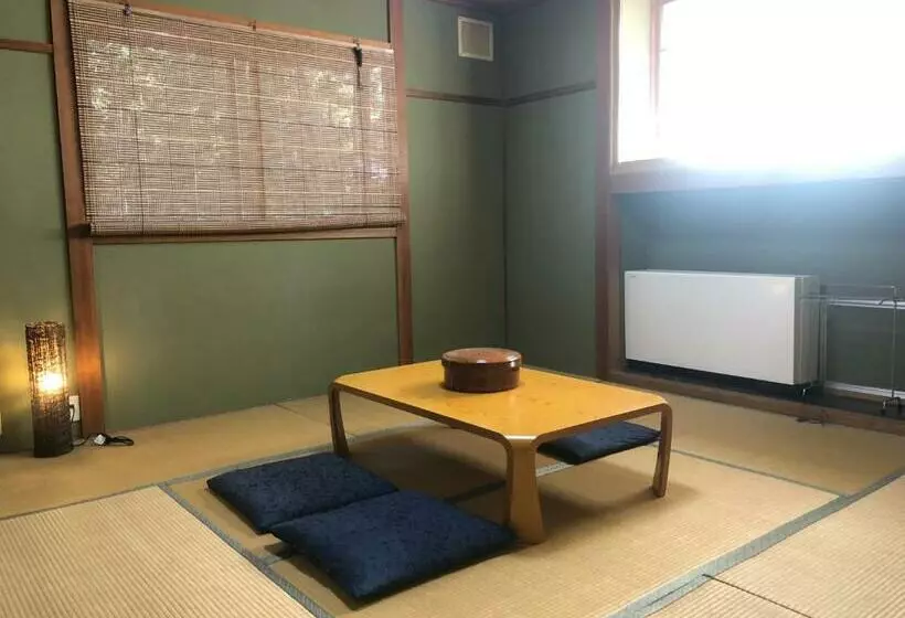تختخواب و صبحانه Guest House Zu Thones Hakuba