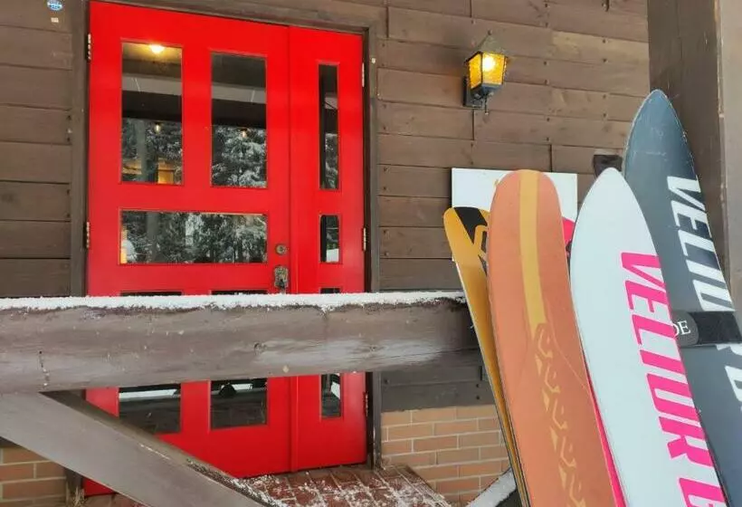تختخواب و صبحانه Guest House Zu Thones Hakuba