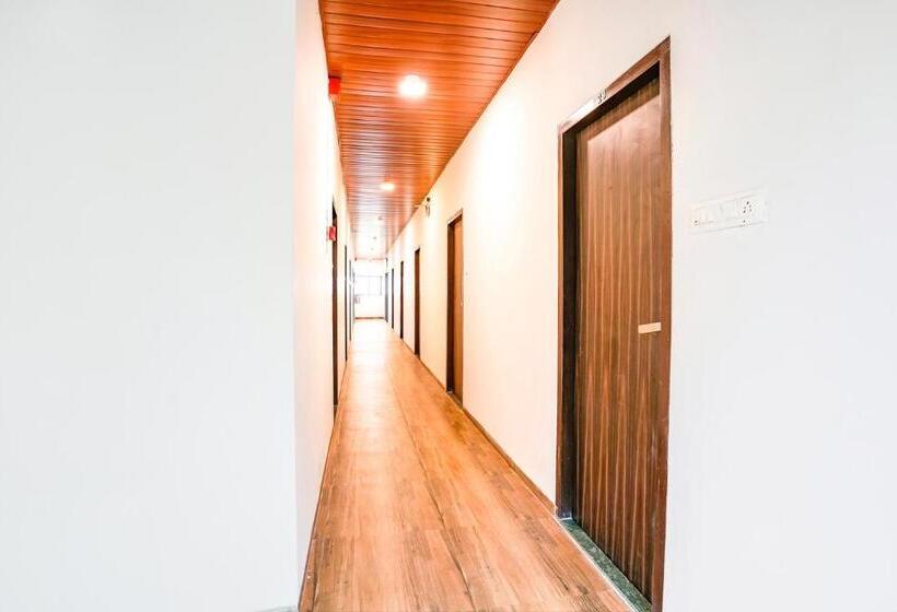 فندق Fabexpress Green View   Powai Lake