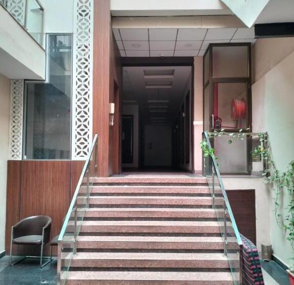 Ashoka Hotel By Wb Inn