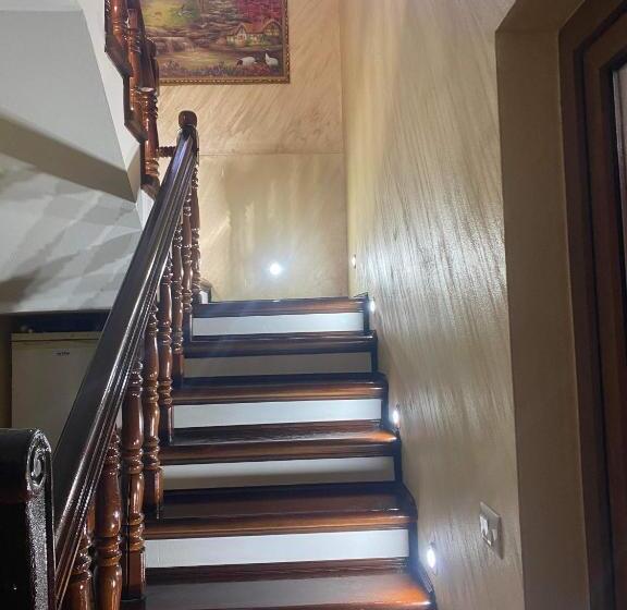 펜션 Acasa La Tulucu