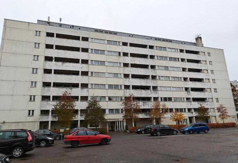 تختخواب و صبحانه Nest Hostel