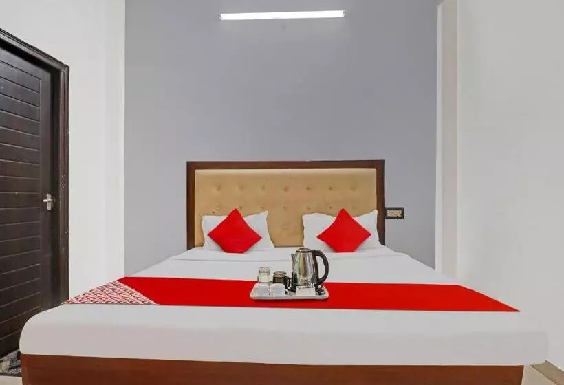 Hotelli Flagship The Cz Inn