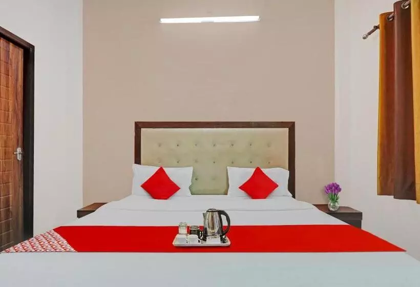 Hotelli Flagship The Cz Inn
