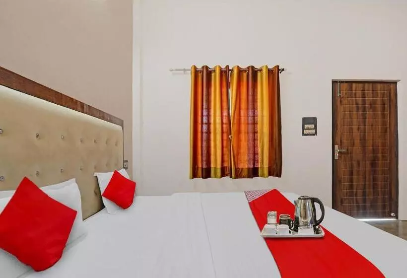 Hotelli Flagship The Cz Inn