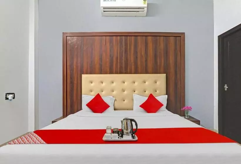 Hotelli Flagship The Cz Inn