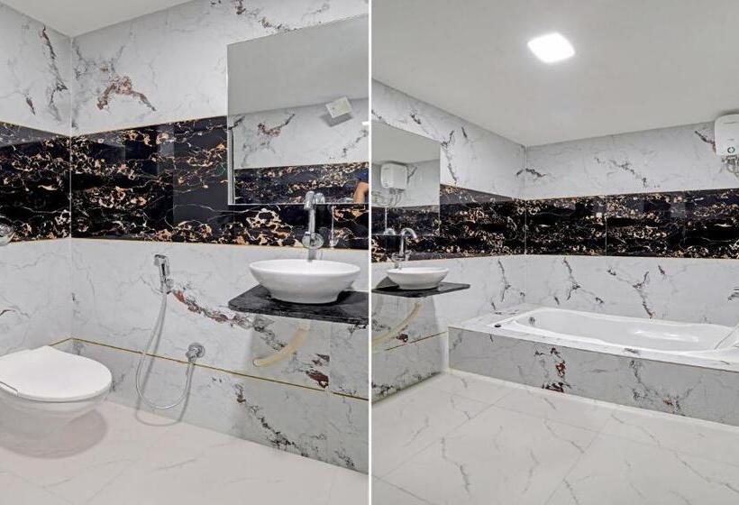 Itsy Hotels Rk Palace