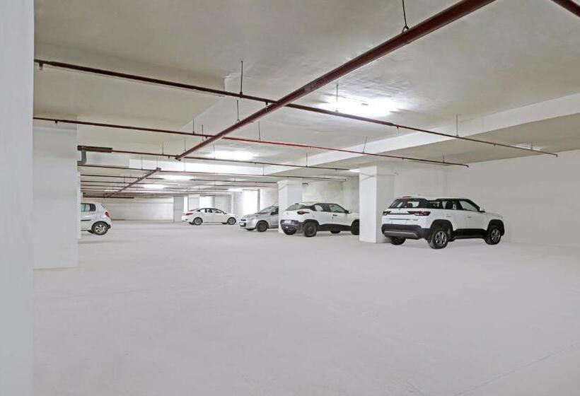 Itsy Hotels Rk Palace