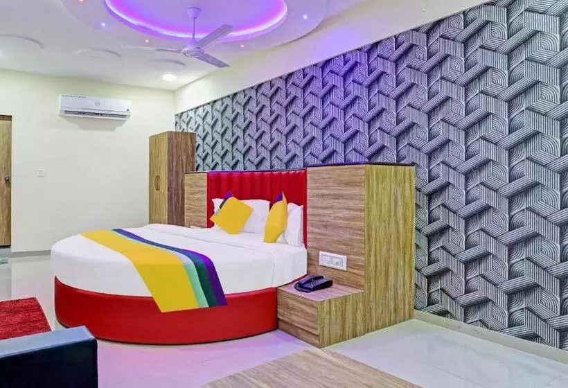 Itsy Hotels Rk Palace