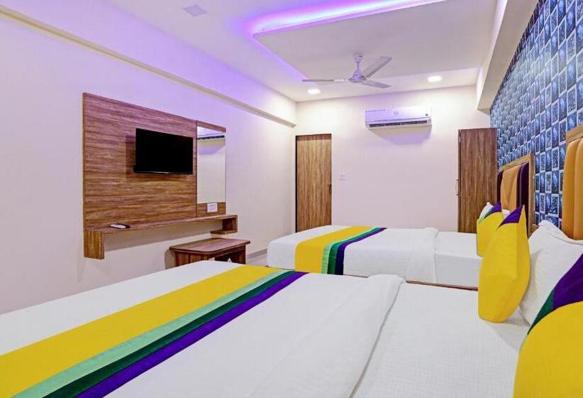 Itsy Hotels Rk Palace