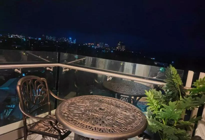 ホテル Tambuli Residence
