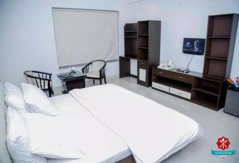 ホテル Oyo 70230  Rajeshwari Plaza