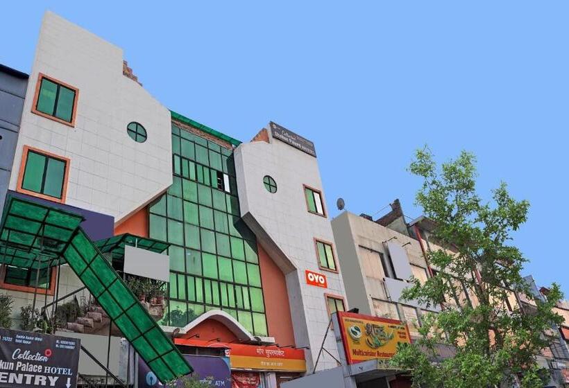 فندق Oyo Flagship 70192 Shakun Palace