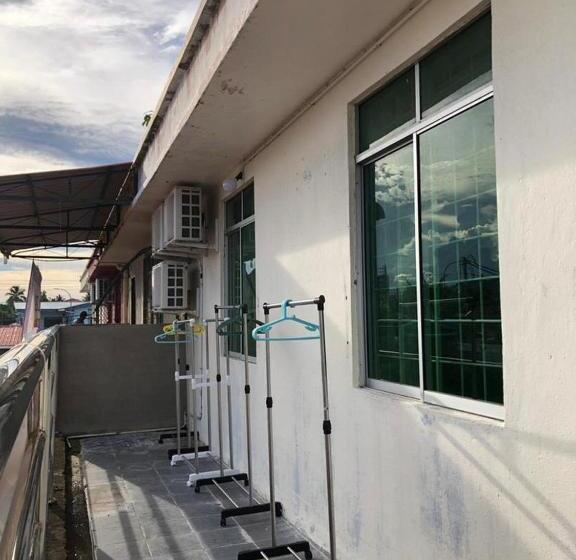 호텔 Oyo Home 90667 Chen Room Bs