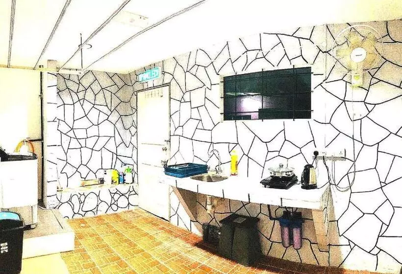 ホテル Oyo Home 90667 Chen Room Bs