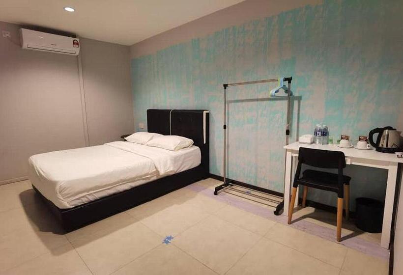 호텔 Oyo Home 90667 Chen Room Bs