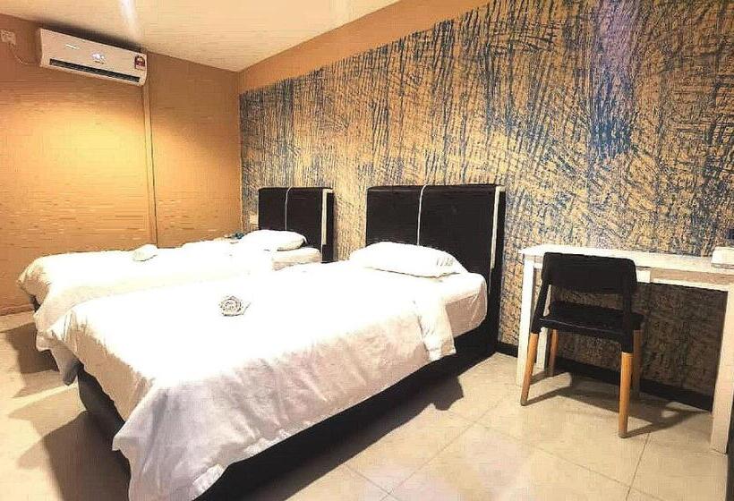 호텔 Oyo Home 90667 Chen Room Bs