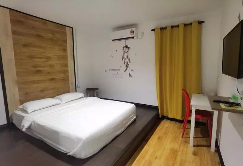 ホテル Oyo Home 90667 Chen Room Bs