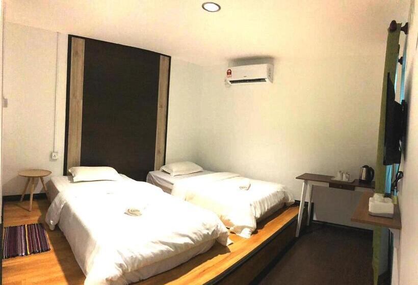 호텔 Oyo Home 90667 Chen Room Bs