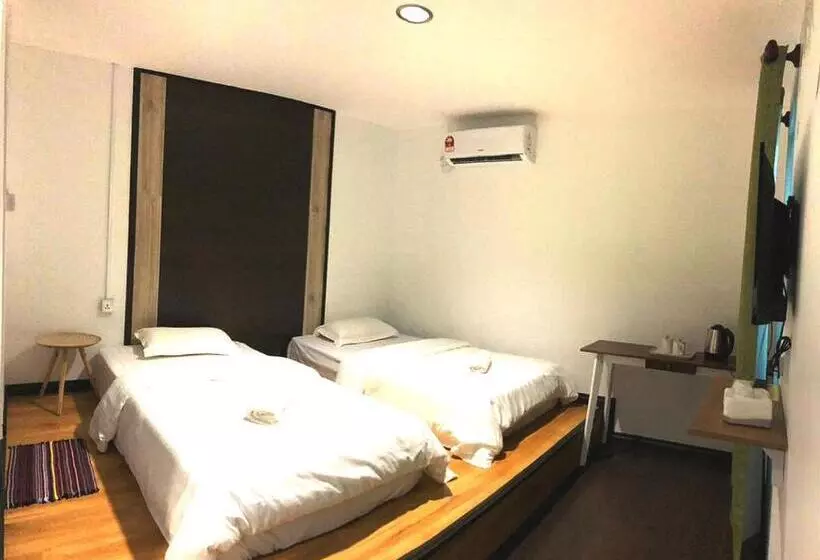 ホテル Oyo Home 90667 Chen Room Bs