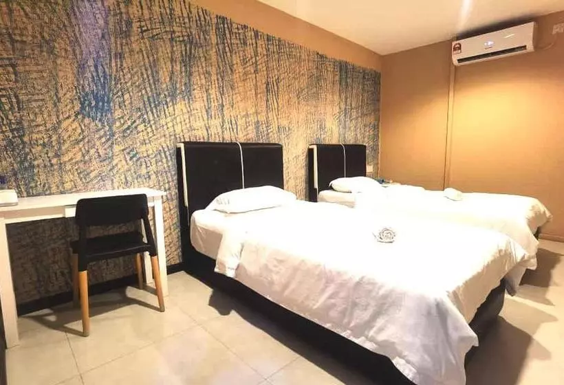 ホテル Oyo Home 90667 Chen Room Bs