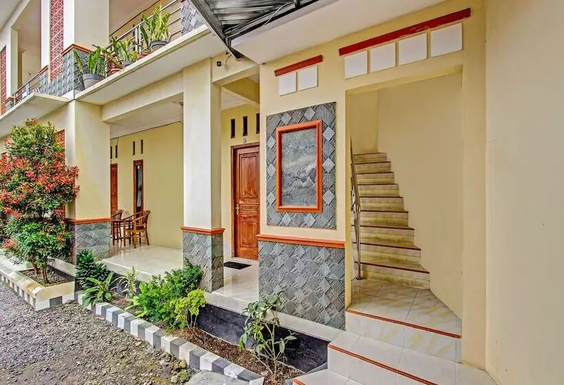 Spot On 91850 Hotel Citra Indah