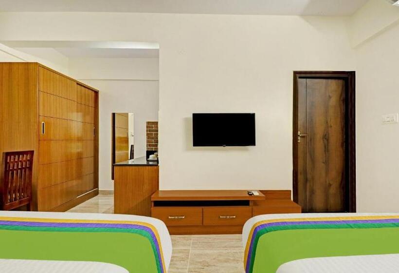 Treebo Celebrity Hotels And Suites