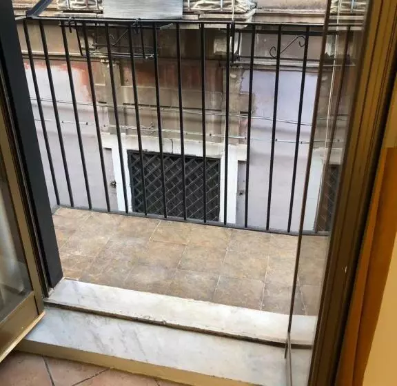 Narciso Katane Suites