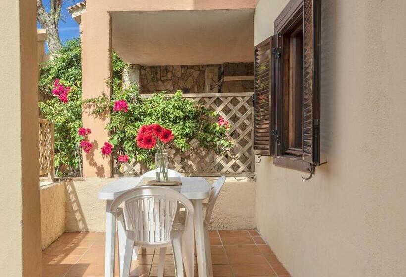 Residence A Golfo Di Marinella A 450 Mt Dal Mare